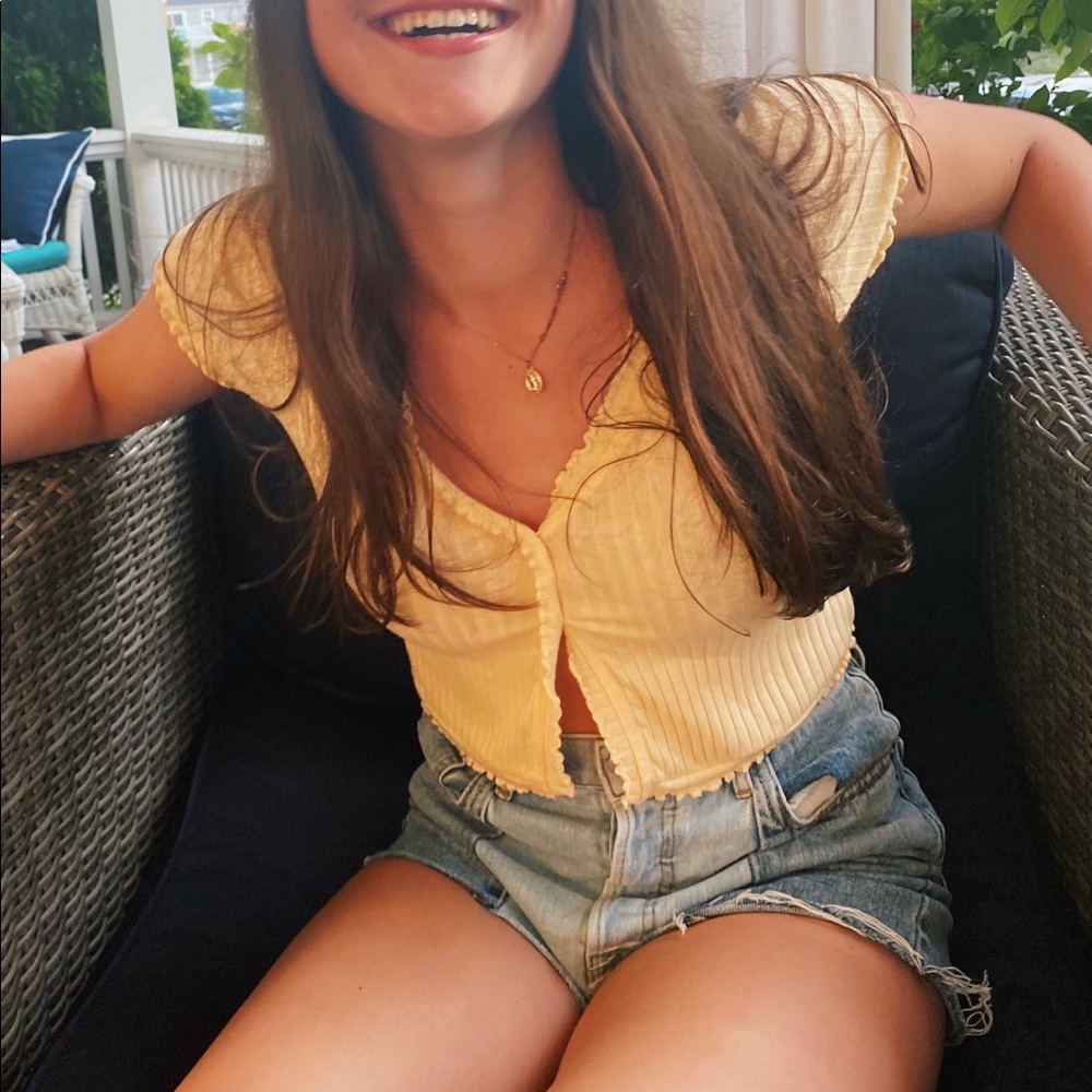 Pacsun button up crop top, women’s size small, yellow